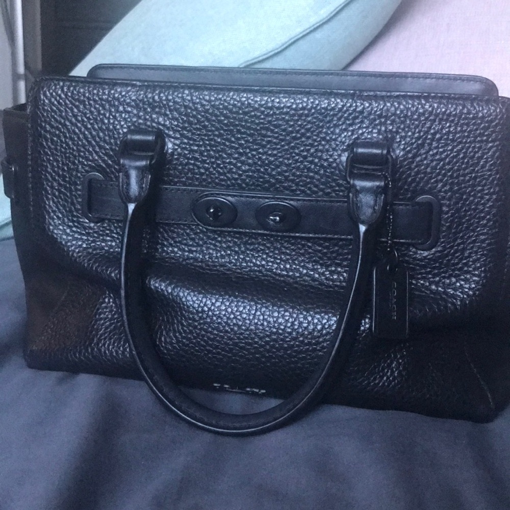 Coach - Picture 6 of 6